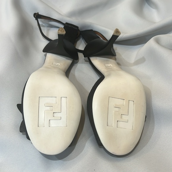 Fendi Dark Wash Denim Floral Leather Peep Toe Ankle Strap Sandals Size 37 is 6.5 - Picture 6 of 12